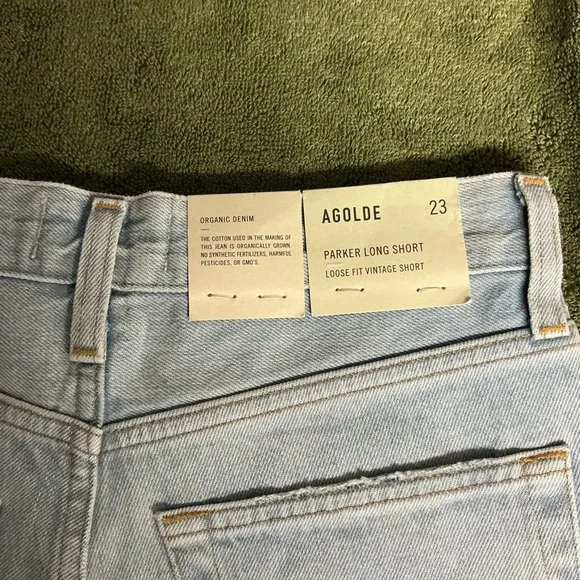 AGOLDE  Women’s Blue High-Waisted Jean Shorts with Frayed Hem