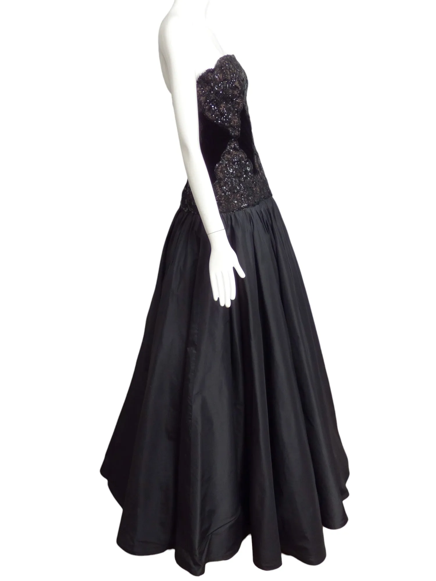 ALBERT CAPRARO- 1980s Black Sequin & Taffeta Ballgown, Size 6