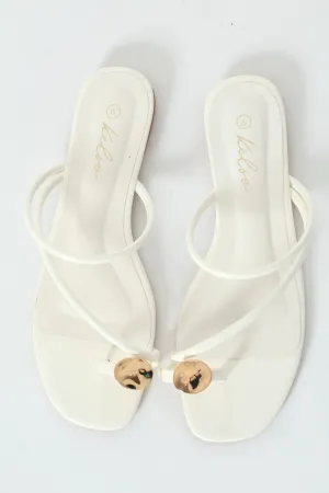 Basic Toe Post Mule Sandal With Metal Circle Trim - White