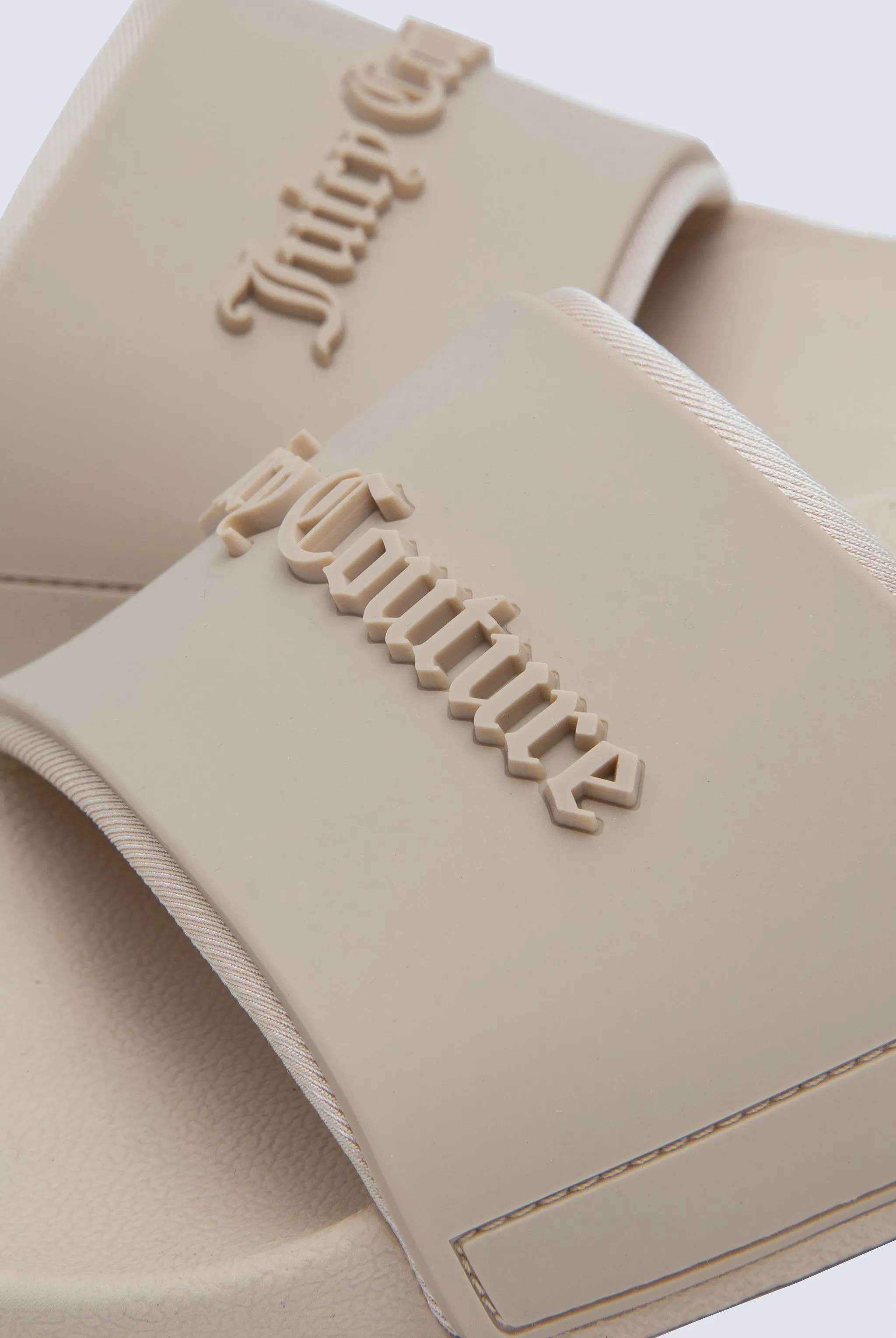 BRAZILIAN SAND EMBOSSED SLIDERS