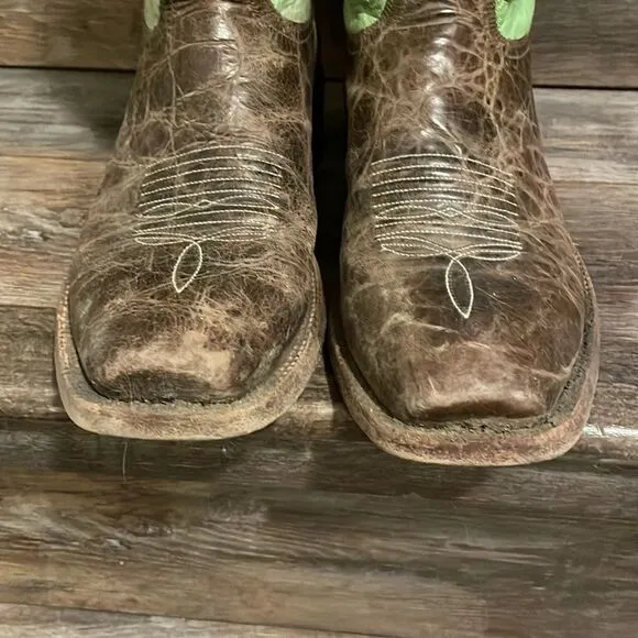 Cinch boots