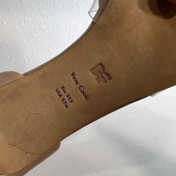DIANE VON FURSTENBERG - Love Notched D'orsay Pump In Nude/Clear