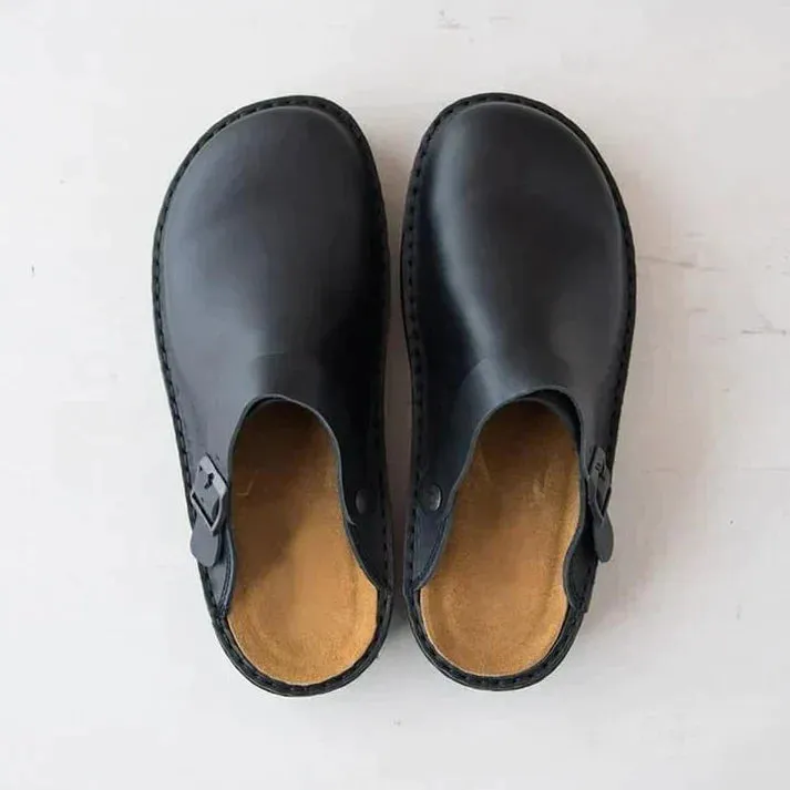 Emerson | Stylish and comfortable leather clogs - perfect for every day!
