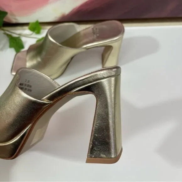 Jeffrey Campbell Caviar Mule Heel Sandals in Metallic Light Gold Size 7.5