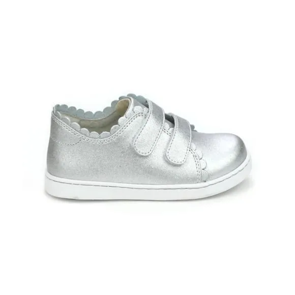 NEW L'AMOUR kid's caroline scalloped sneaker in silver