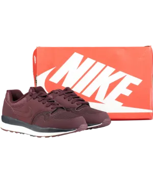 Nike Burgundy Air Safari Trainers UK 7 EU 41 👞