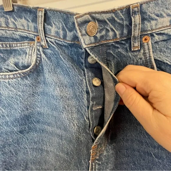 Reformation High Rise Straight Blue Jeans 31 flaw