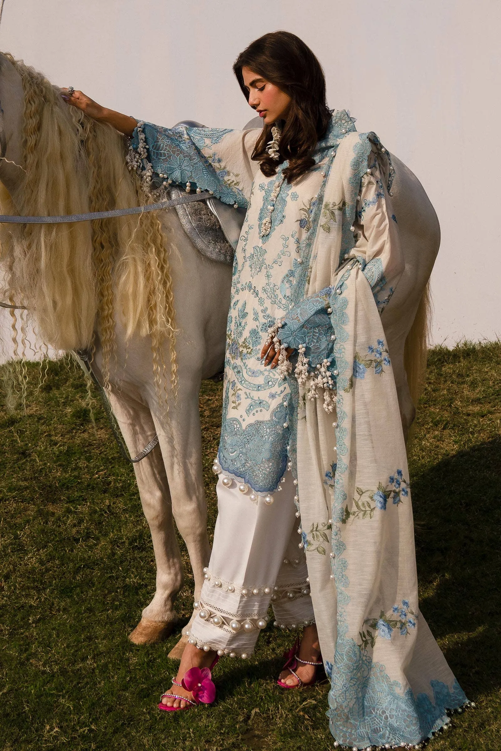 SANA SAFINAZ | LUXURY COLLECTION'24   | L241-004A-3CV