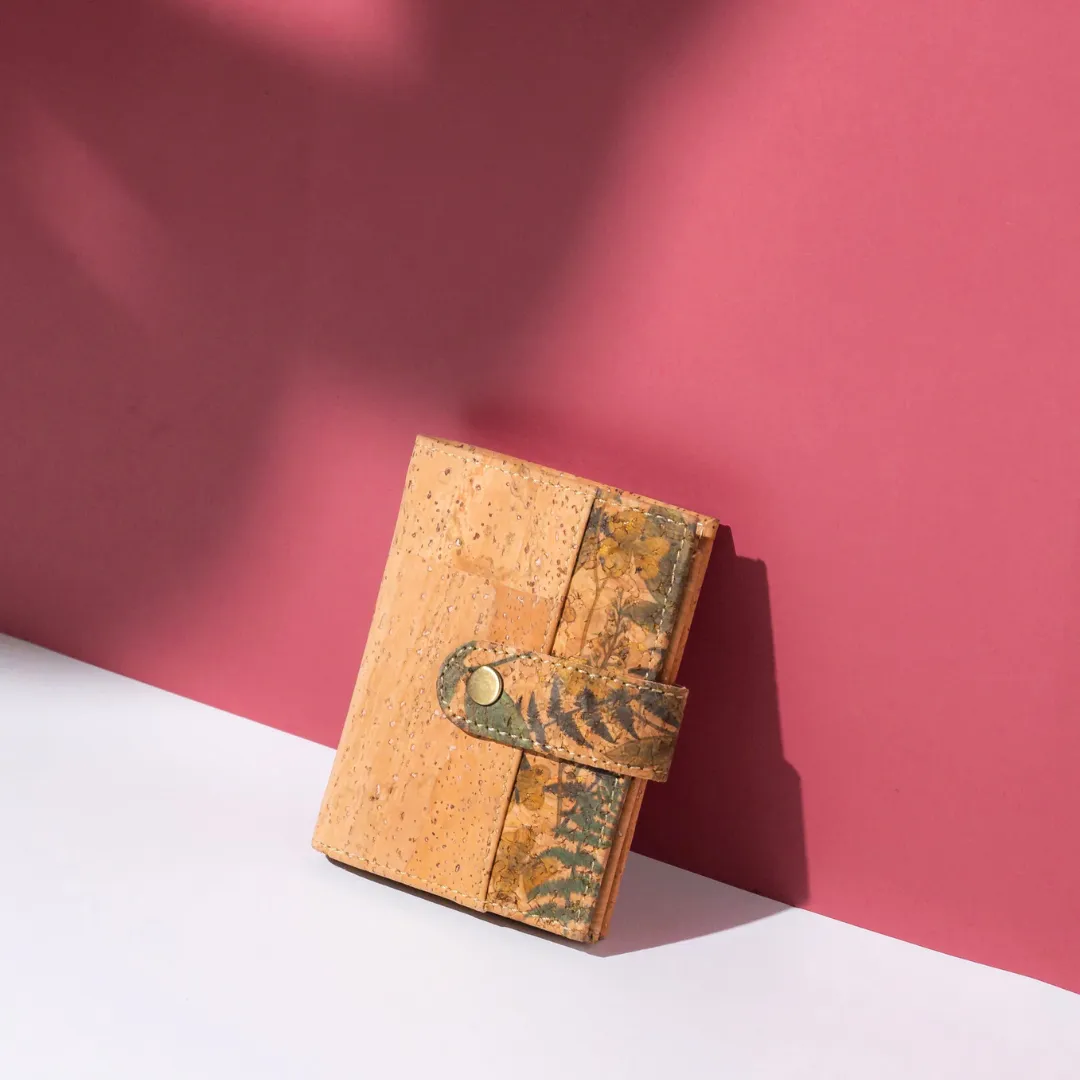 Sustainable Elegance: Luxe Candle, Cork Wallet & Bamboo Bottle Gift Hamper