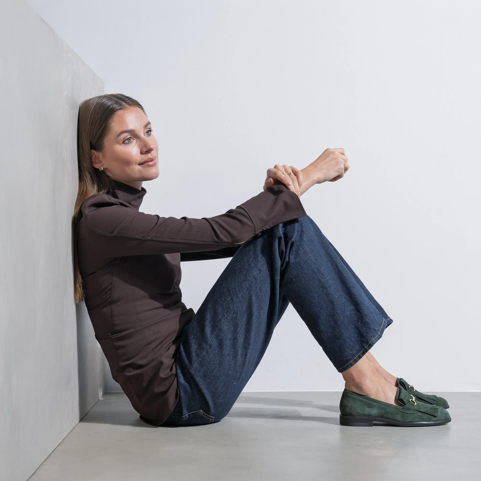 Vendôme Lave dark green suede loafers