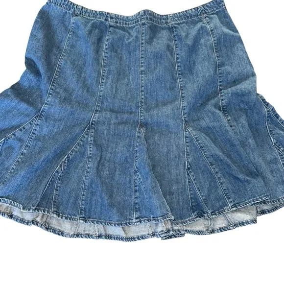 Venezia Women’s Size 22  21x22 Denim Flared Skirt 100% Cotton Med Wash Side Zip