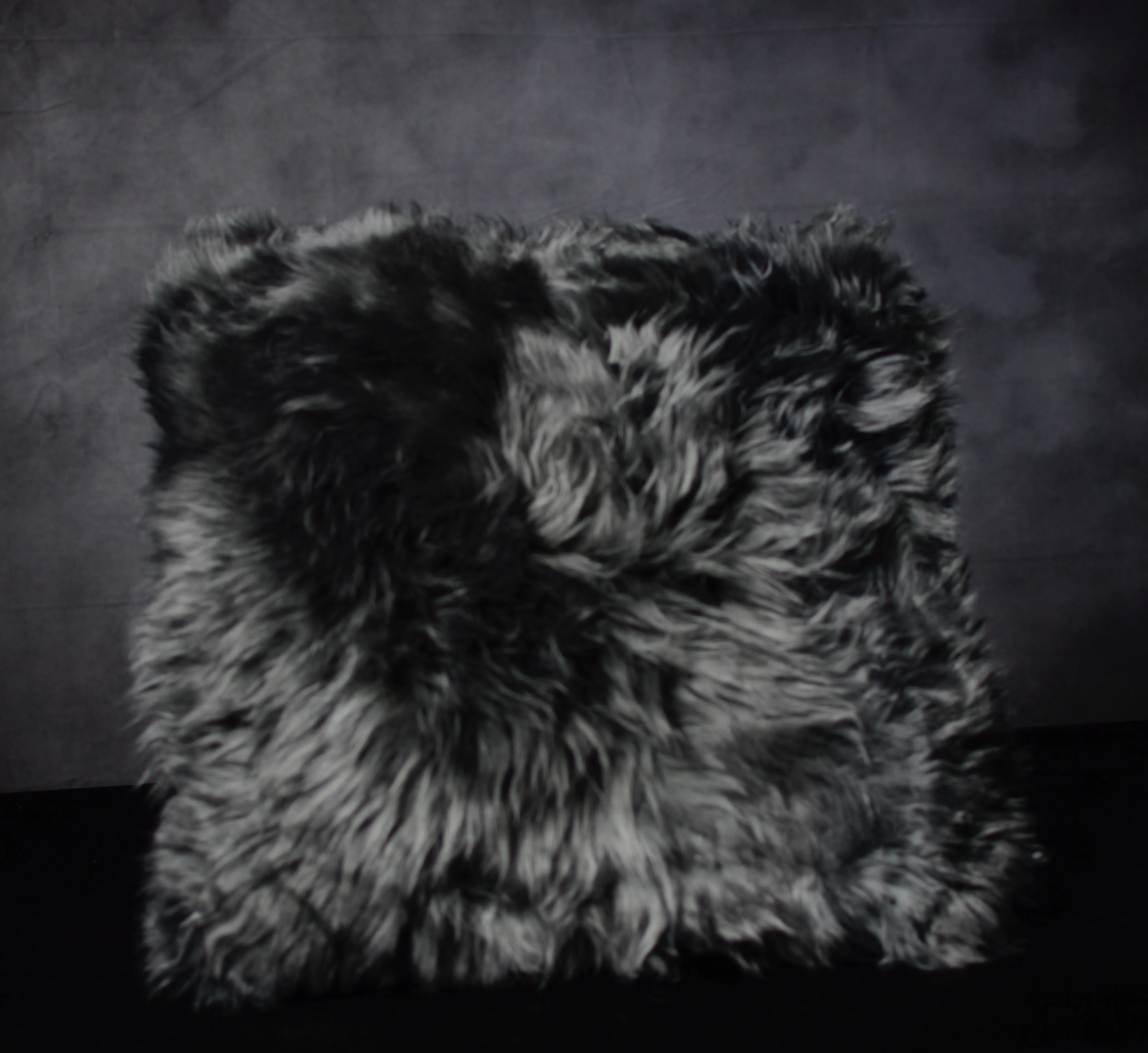 Virgin Australian Sheep Fur 18” Pillow VSF18PLS R