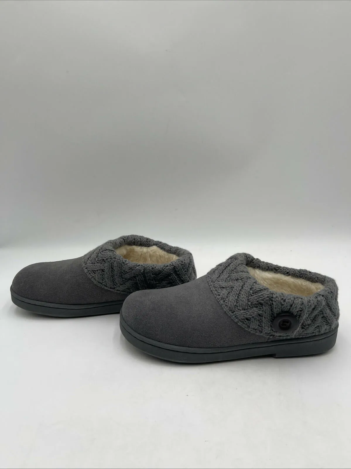 Women’s Clarks Cable Knit Sweater Clogs Dark Grey Size 7M - Very Good